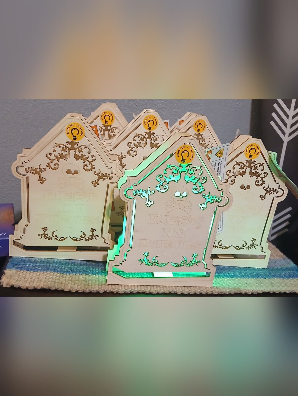 New LED Plywood Halloqeen Decor - Rest In Pieces